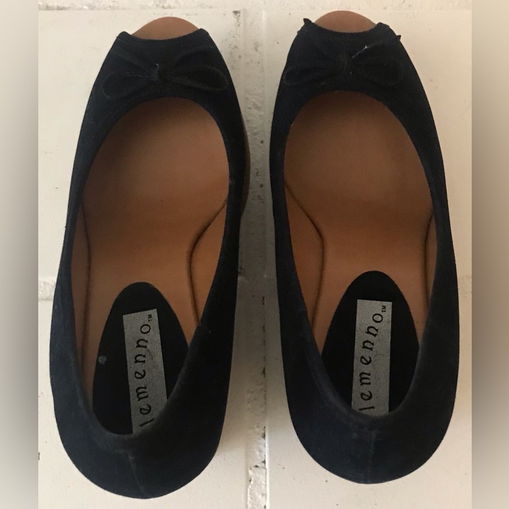 Ellemenno Black Size 8M